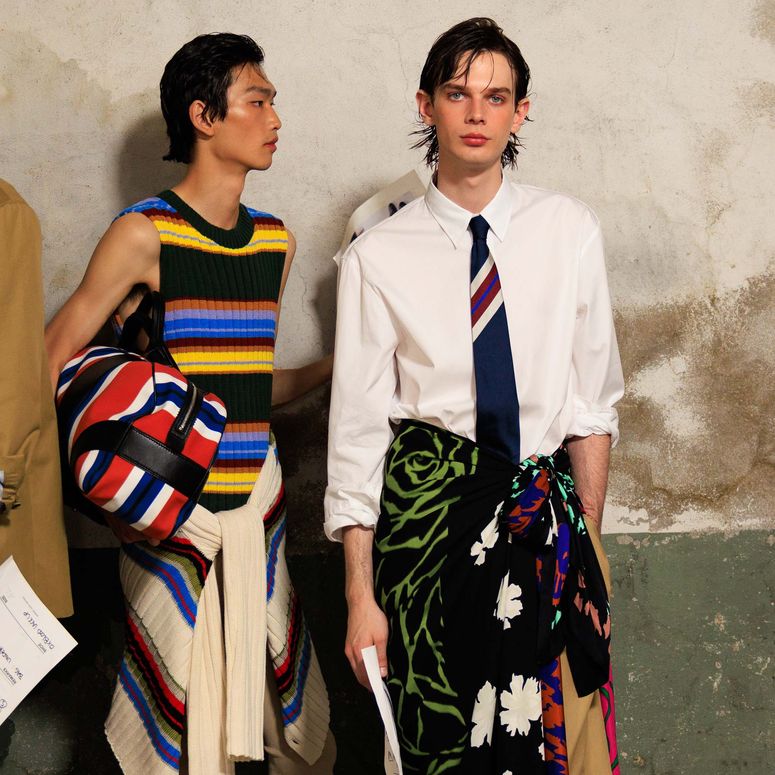 Dries Van Noten révolutionne la mode : ces ballerines à lacets vont envahir l'été 2027
