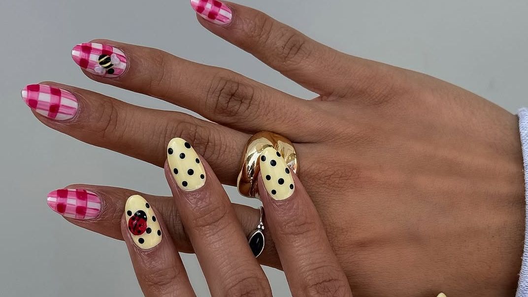 Manucure estivale 2026 : découvrez les Picnic Nails, la tendance nail art qui fait vibrer l'été