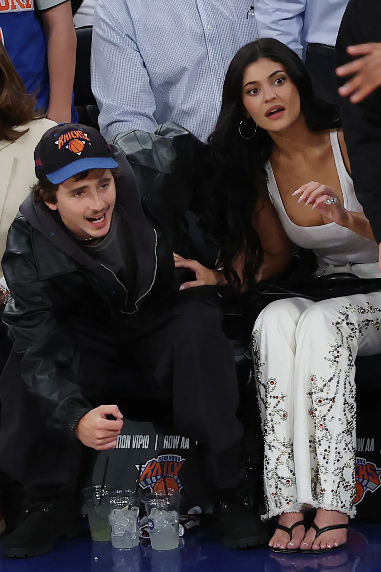 La casquette Knicks de Timothée Chalamet pulvérise les records avec 4 726% de recherches